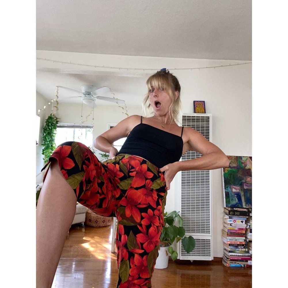 Vintage Tropical Floral Cropped Pants